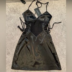 Never worn, with tags